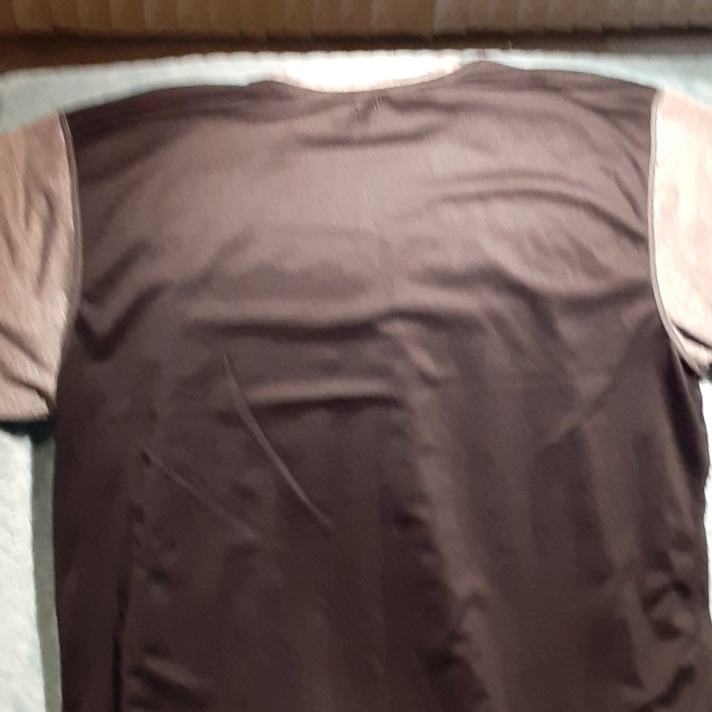 Clothing - Picture 4 of 4